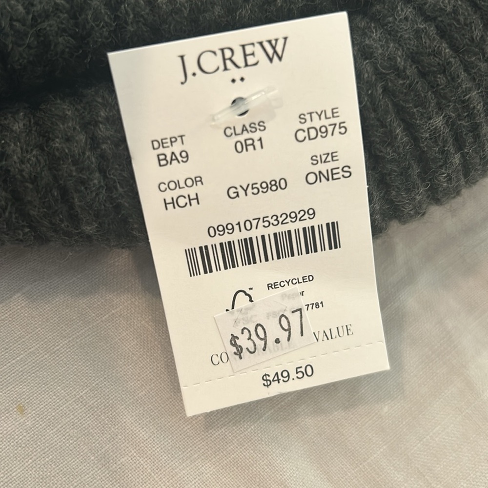 New gray thick J Crew men's winter hat - Picture 2 of 2